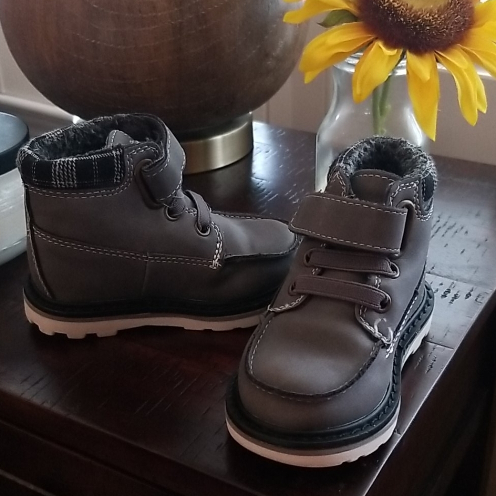Cat & Jack toddler boy boots
